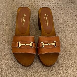 🔴Avellini Brown Leather Heeled Sandals With Gold Horse Bit Accent Size 8